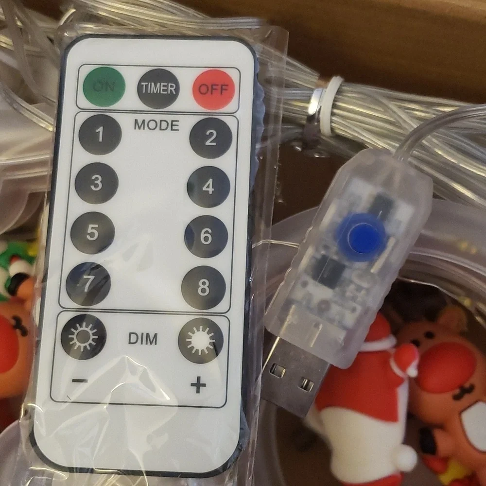 Madala USB Christmas Icicle Lights Featuring Santa and Friends with Remote